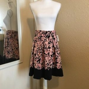 NWT Carmen Marc Valvo skirt